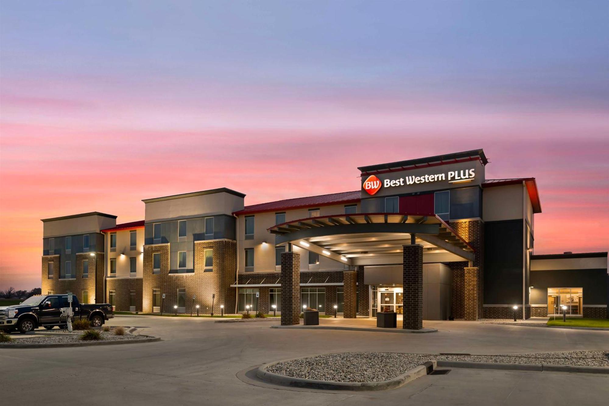 Best Western Plus Lakeview Hotel Madison Zewnętrze zdjęcie